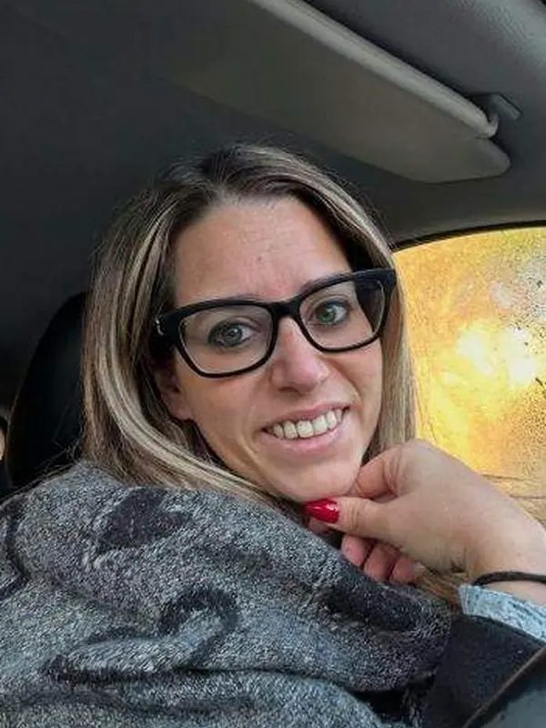 Salma, 30 ans, rencontre plaisir à Angers