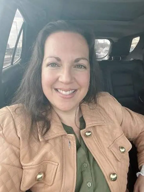 Laura, 32 ans, rencontre plaisir à Bastia