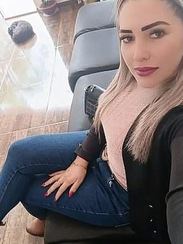 Sandra, 44 ans, rencontre plaisir à Béziers