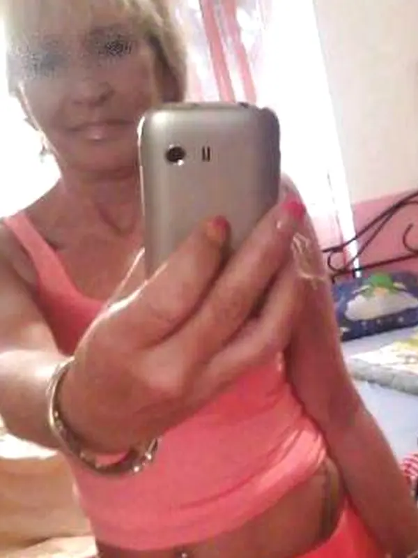 Caroline, 46 ans, rencontre plaisir à Bordeaux