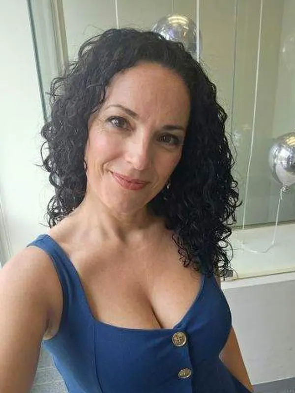 Candice, 36 ans, rencontre plaisir à Cannes