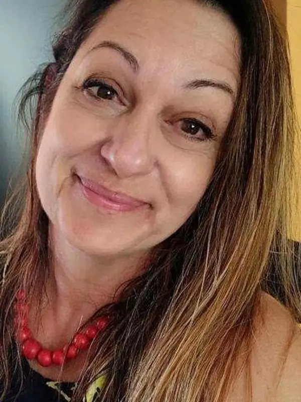 Victoria, 33 ans, rencontre plaisir à Cannes