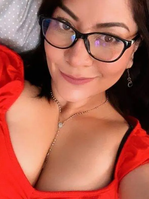 Salomé, 24 ans, rencontre plaisir à Lille