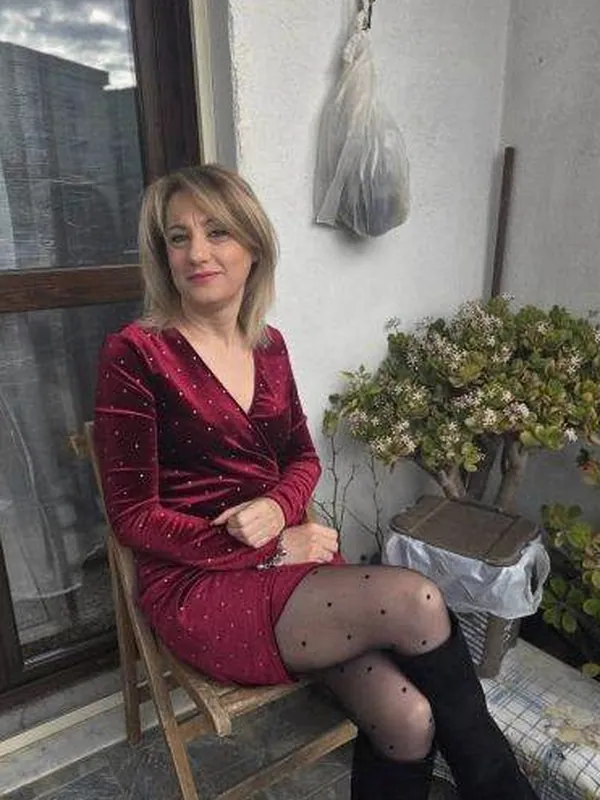 Karine, 48 ans, rencontre plaisir à Saint-Etienne