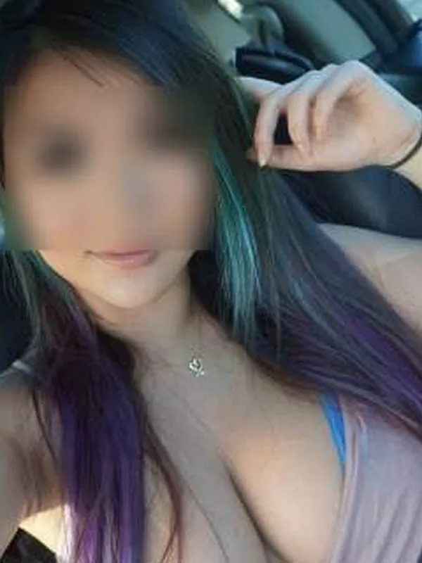 Carla, 27 ans, rencontre plaisir à Toulon